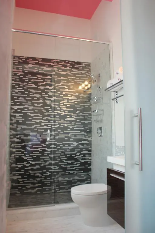 Baystreet Hotel/Motel Toronto