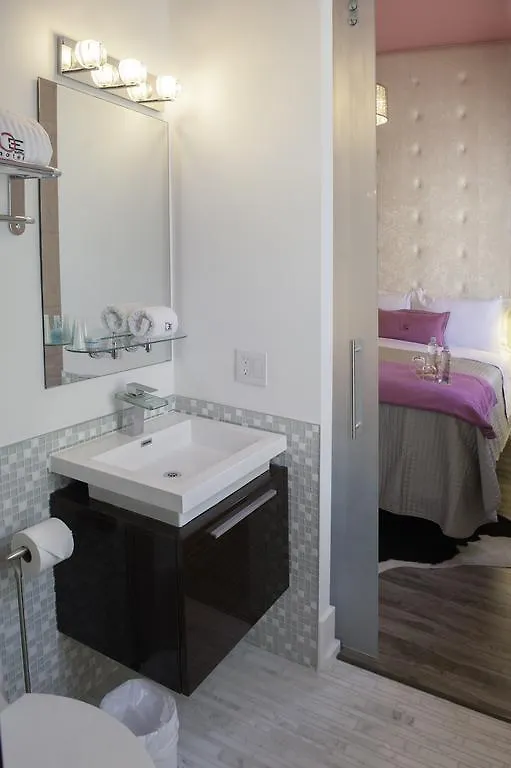 Hotel Baystreet Hotel/Motel Toronto